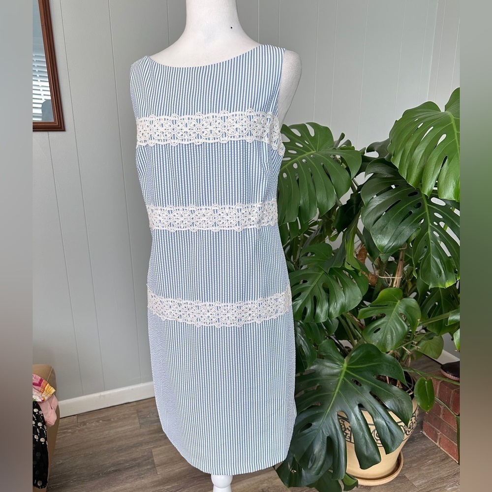 🛍️ London Times blue white striped with lace trimmed dress Size 10